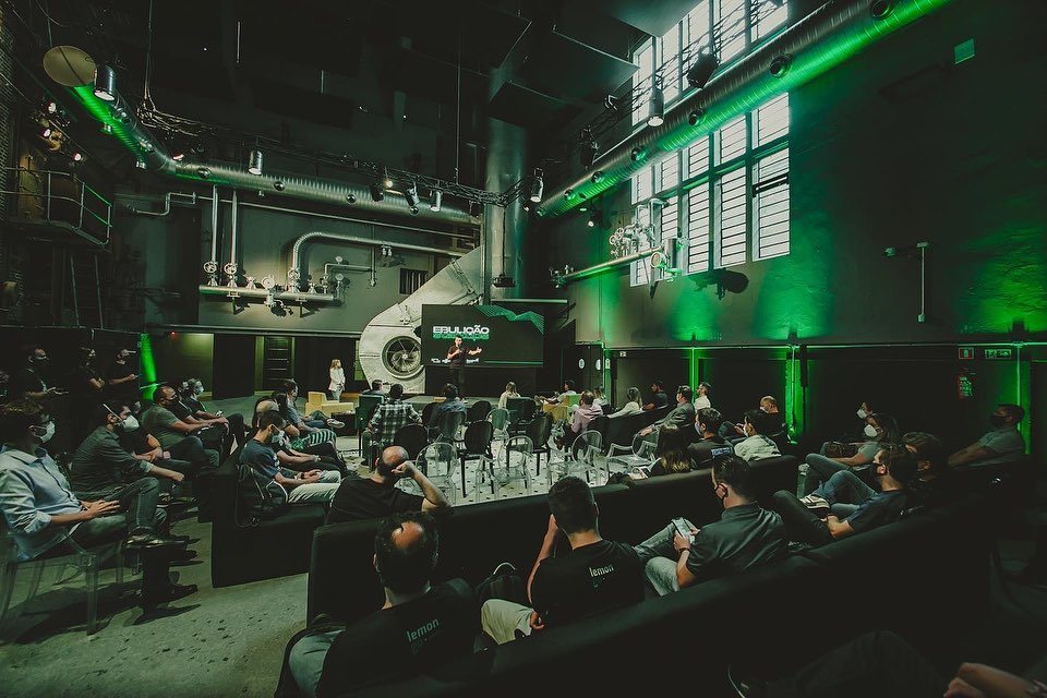 Sala Multiuso, onde acontece o Conect.Business